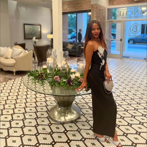 Formal off-the- shoulder elegant evening/night dress. Worn once✨ - Picture 6 of 6